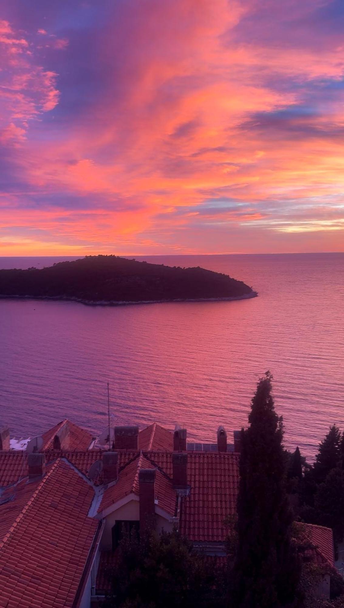 Three Bedroom Apartment With Old Town View - Orlanda'S Apartment Dubrovnik Extérieur photo