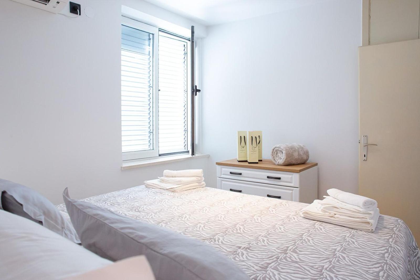 Three Bedroom Apartment With Old Town View - Orlanda'S Apartment Dubrovnik Extérieur photo